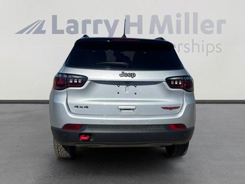 2026 Jeep Compass Trailhawk