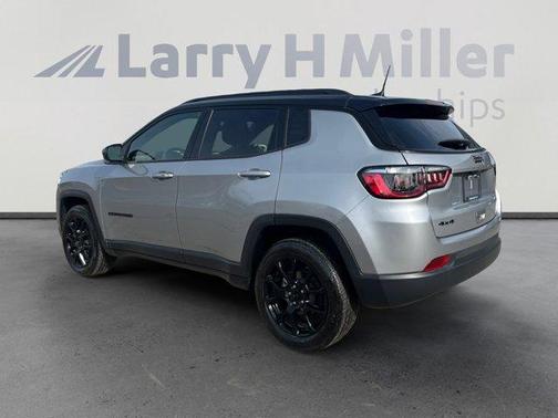 2023 Jeep Compass Altitude