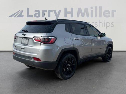 2023 Jeep Compass Altitude