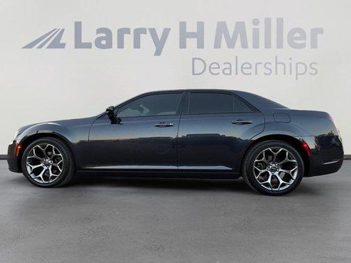 2018 Chrysler 300 Touring