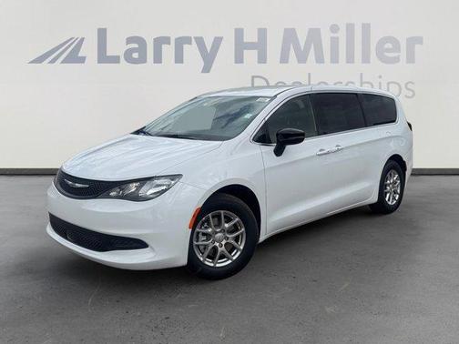 Bright White Clearcoat 2026 Chrysler Voyager LX