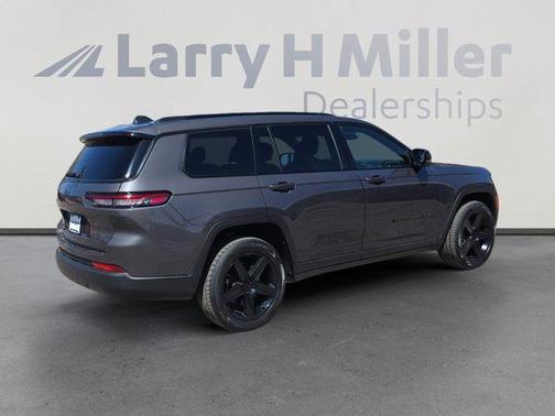 2023 Jeep Grand Cherokee L Laredo