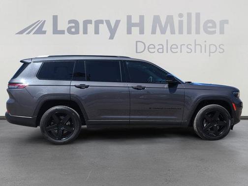 2023 Jeep Grand Cherokee L Laredo