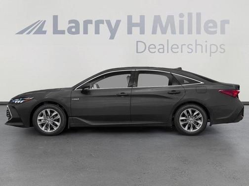 2020 Toyota Avalon Hybrid XLE