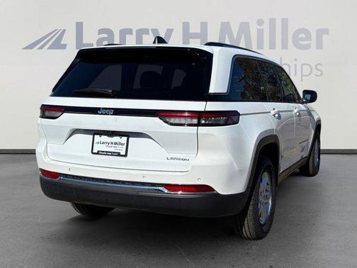 2024 Jeep Grand Cherokee Laredo