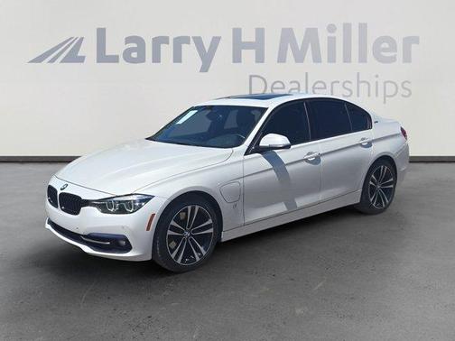2018 BMW 330e iPerformance