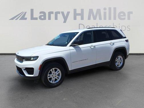 2023 Jeep Grand Cherokee Laredo