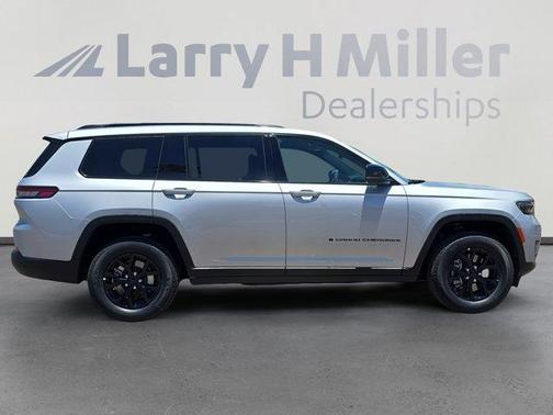 2025 Jeep Grand Cherokee L Laredo