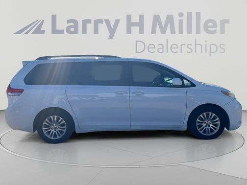 2014 Toyota Sienna