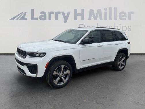 Bright White Clearcoat 2026 Jeep Grand Cherokee Limited
