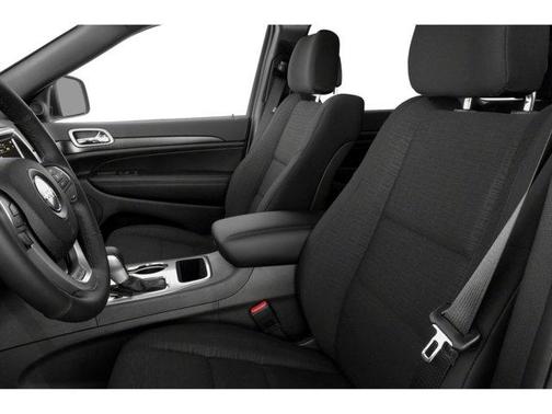 Velvet Red Pearlcoat 2019 Jeep Grand Cherokee Laredo E