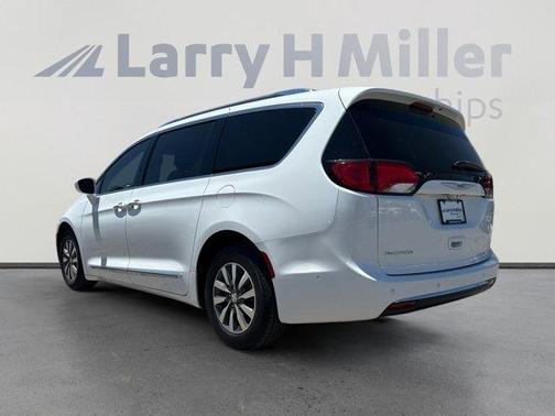 2020 Chrysler Pacifica Touring-L Plus