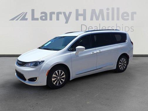 2020 Chrysler Pacifica Touring-L Plus