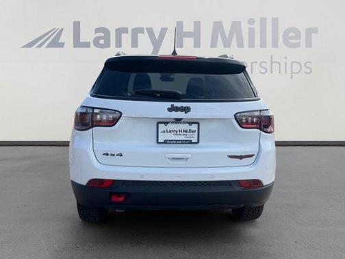 2026 Jeep Compass Trailhawk