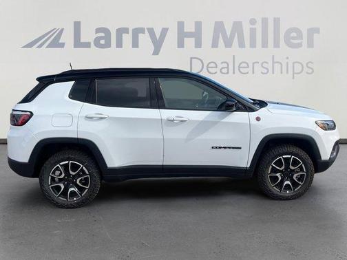 2026 Jeep Compass Trailhawk