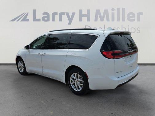 2022 Chrysler Pacifica Touring-L
