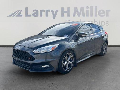 2017 Ford Focus ST Base