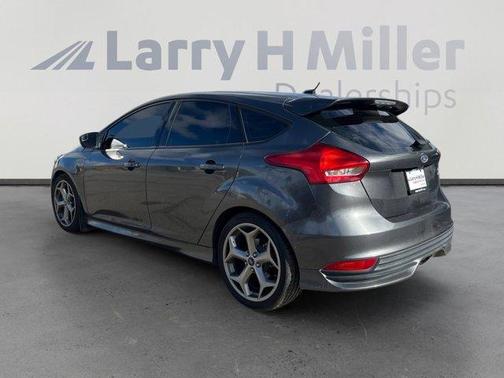 2017 Ford Focus ST Base