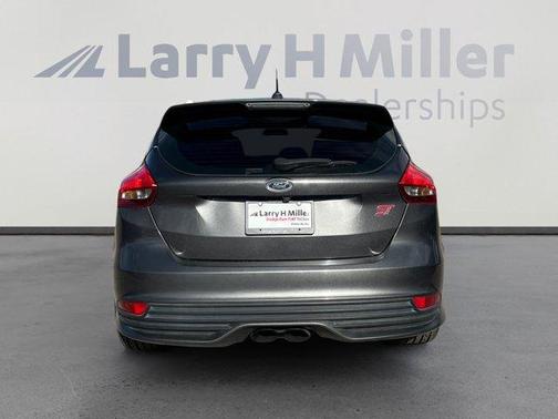 2017 Ford Focus ST Base