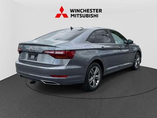 Platinum Gray Metallic 2019 Volkswagen Jetta 1.4T R-Line