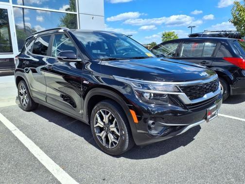2022 Kia Seltos EX