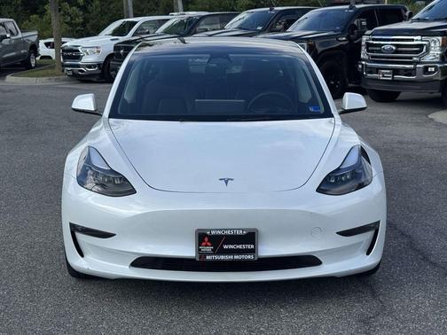 Pearl White Multi-Coat 2023 Tesla Model 3 Long Range