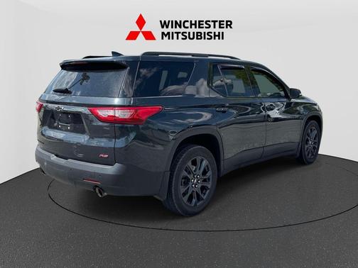 Graphite Metallic 2021 Chevrolet Traverse RS