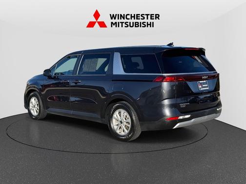 2024 Kia Carnival LX