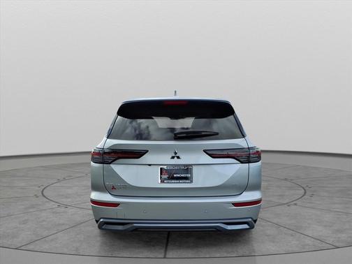 2025 Mitsubishi Outlander SE 2.5 2WD