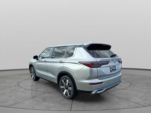 2025 Mitsubishi Outlander SE 2.5 2WD