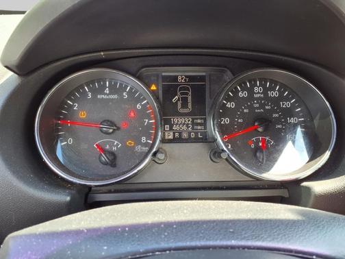 2011 Nissan Rogue SV