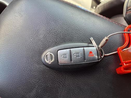 2011 Nissan Rogue SV