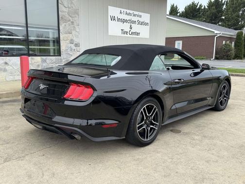 2023 Ford Mustang EcoBoost Premium
