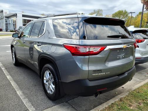 2020 Chevrolet Traverse LT Cloth
