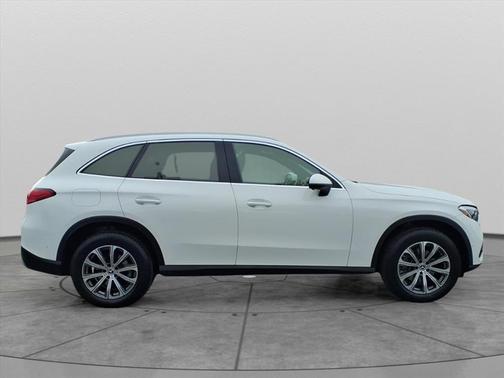 2024 Mercedes-Benz GLC 300 4MATIC