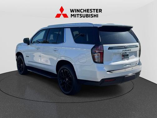 Iridescent Pearl Tricoat 2022 Chevrolet Tahoe LT