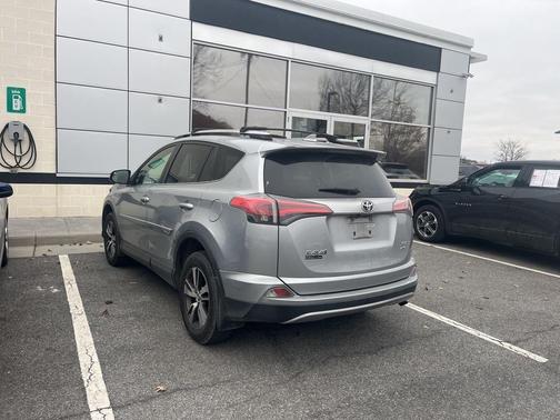 2018 Toyota RAV4 Adventure