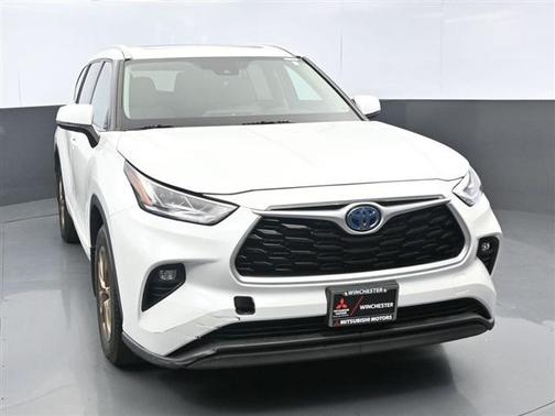 2022 Toyota Highlander Hybrid XLE