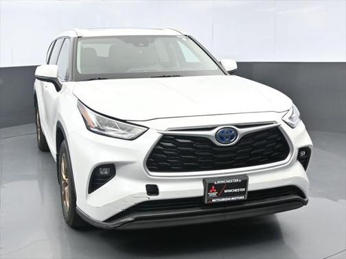 2022 Toyota Highlander Hybrid XLE