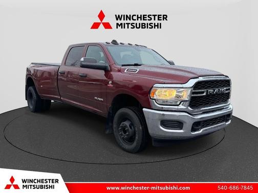 2022 RAM 3500 Tradesman Crew Cab 4x4 8' Box