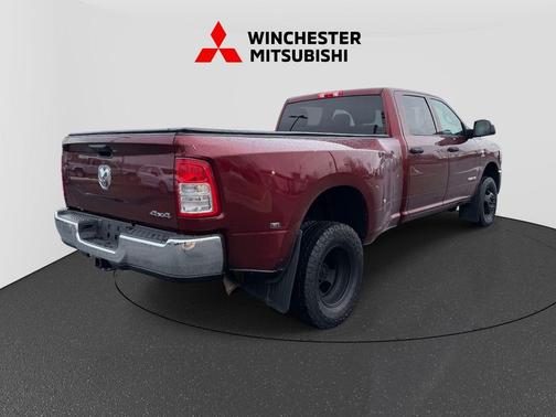 2022 RAM 3500 Tradesman Crew Cab 4x4 8' Box