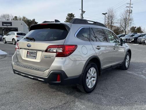 2018 Subaru Outback 2.5i Premium