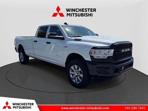 Bright White Clearcoat 2022 RAM 2500 Tradesman Crew Cab 4x4 8' Box