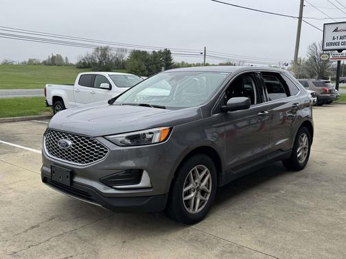 Gray Metallic 2024 Ford Edge SEL