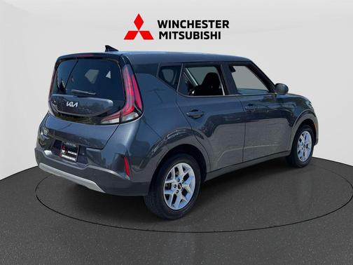 Gravity Gray 2025 Kia Soul LX