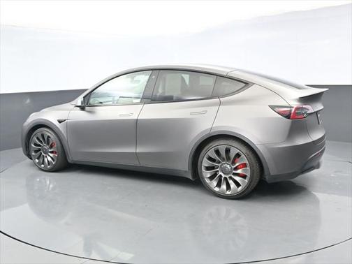 2022 Tesla Model Y Performance Dual Motor All-Wheel Drive