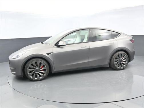 2022 Tesla Model Y Performance Dual Motor All-Wheel Drive
