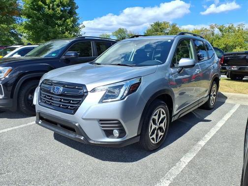 2022 Subaru Forester Premium