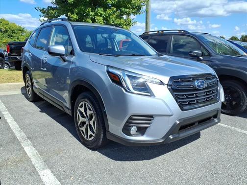 2022 Subaru Forester Premium