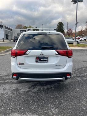 2016 Mitsubishi Outlander SE